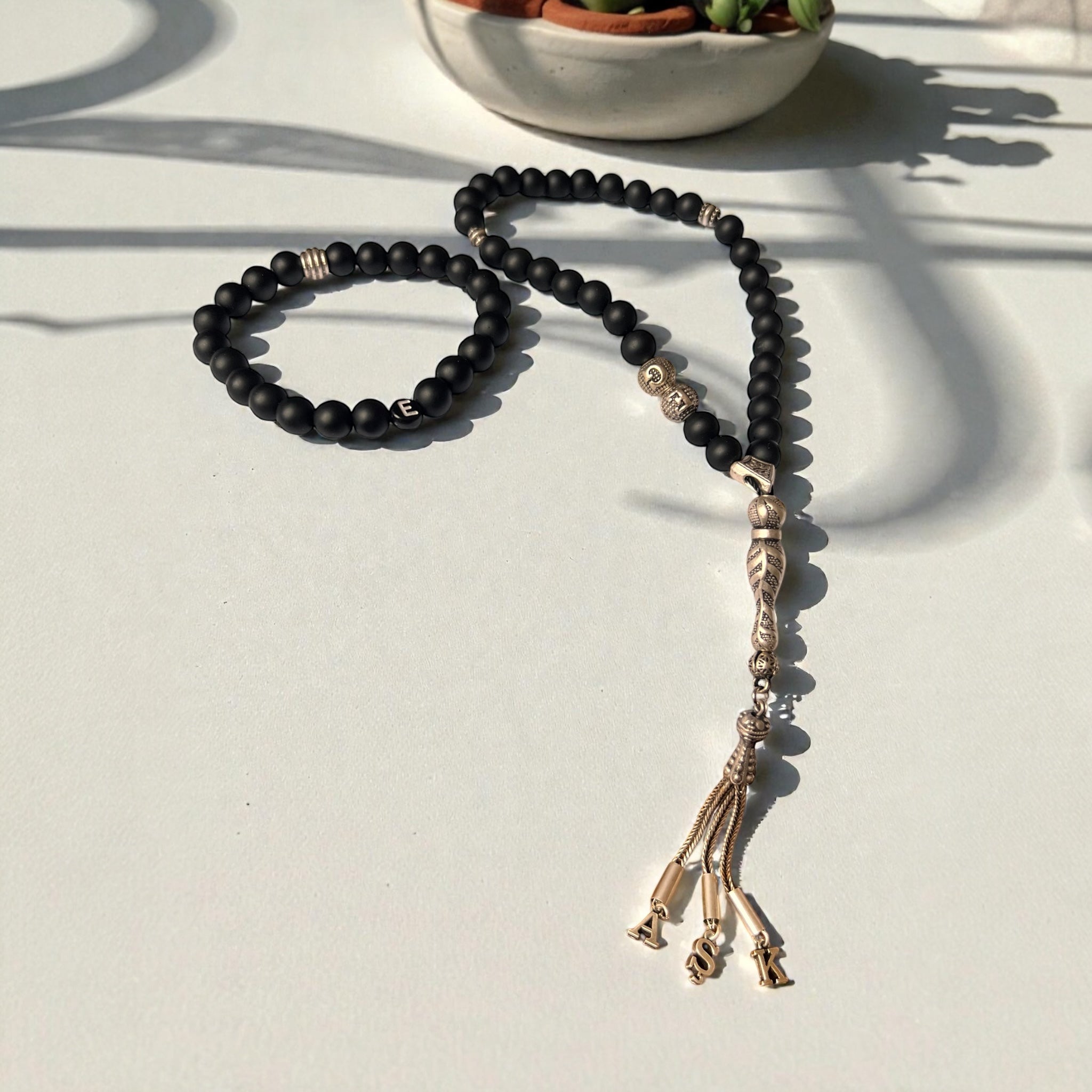 TMN I Siyah Oniks Tesbih & Bileklik I Harfli Püskül I İsim Seçenekli I AŞK Model
