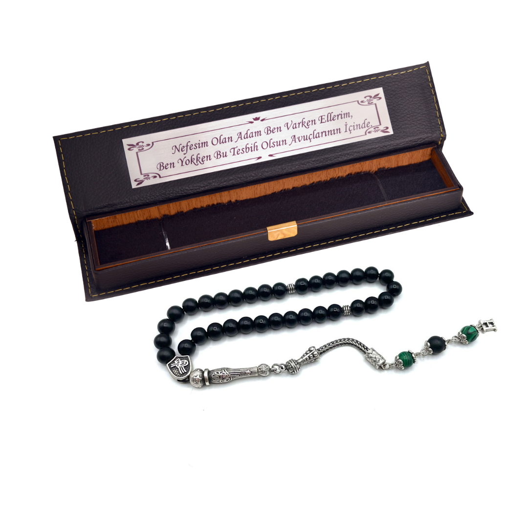 TMN I Siyah Oniks Tesbih I Zümrüt Model I Püskül Harf Seçeneği I İsim Siyah Harf Opsiyonlu